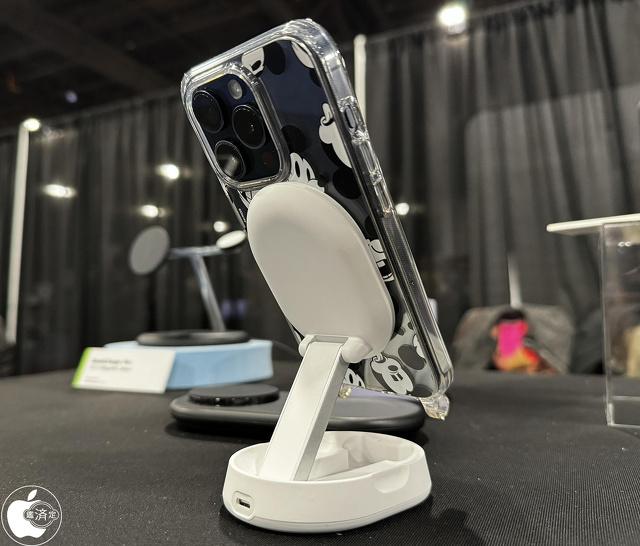 BoostCharge Pro Qi2 15W 磁気ワイヤレス充電スタンド