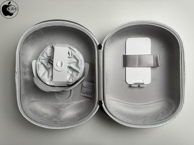 Apple Vision Proトラベルケース