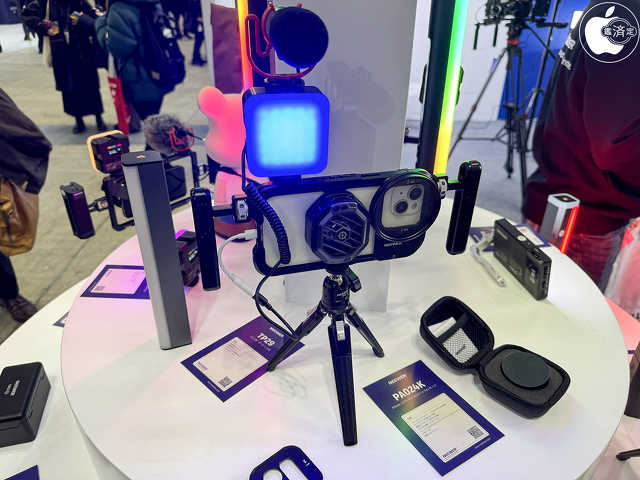 NEEWER PA024 iPhone 15 Pro Max スマホケージ