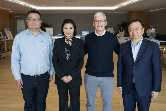 Chen Xiaoshuo CEO、Zhou Qunfei CEO、Tim Cook CEO、Wang Chuanfu CEO