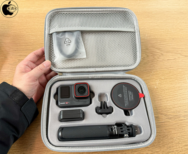 Insta360 Ace Pro Bundle