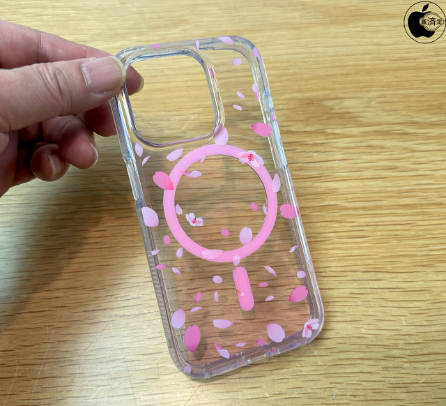 Tech21 FlexQuartz for iPhone 15（MagSafe対応）- チェリーブロッサム