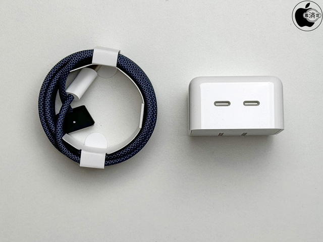 Apple デュアルUSB-Cポート搭載35Wコンパクト電源アダプタ