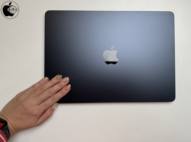 MacBook Air (13-inch, M3, 2024)