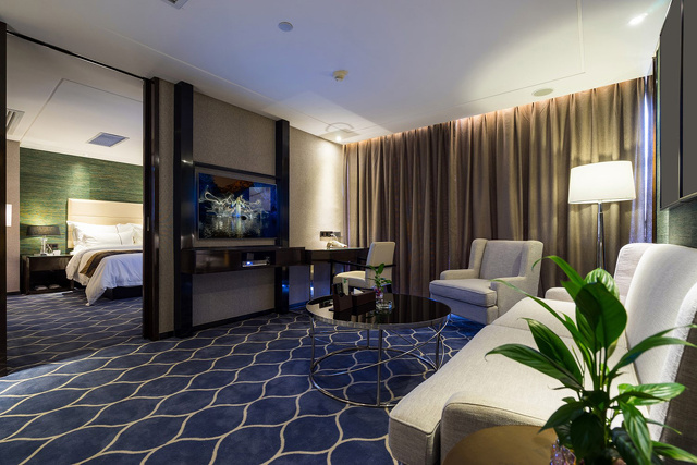 LG Pro:Centric Smart Hotel TV