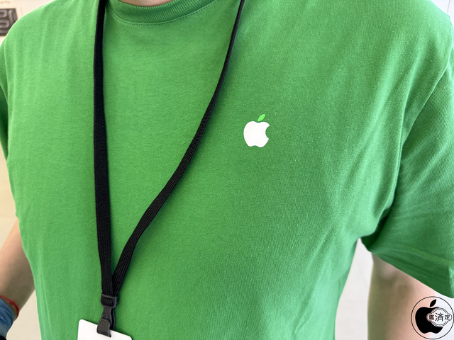 Apple Store スタッフTシャツ