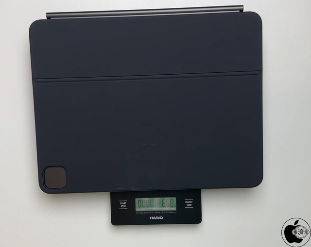 13インチiPad Pro（M4）用Magic Keyboardの重さ