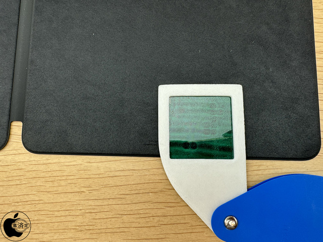 iPad Air(M2)用Smart Folioをマグビューワでチェック