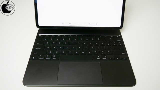 13インチiPad Pro（M4）用Magic Keyboard