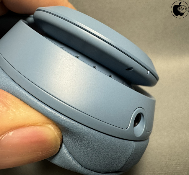 Beats Solo 4：マイク