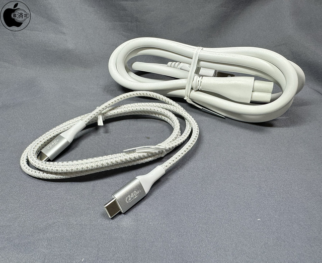 BoostCharge Pro：USB-C 4ポート GaN 搭載 200W 充電器の同梱品