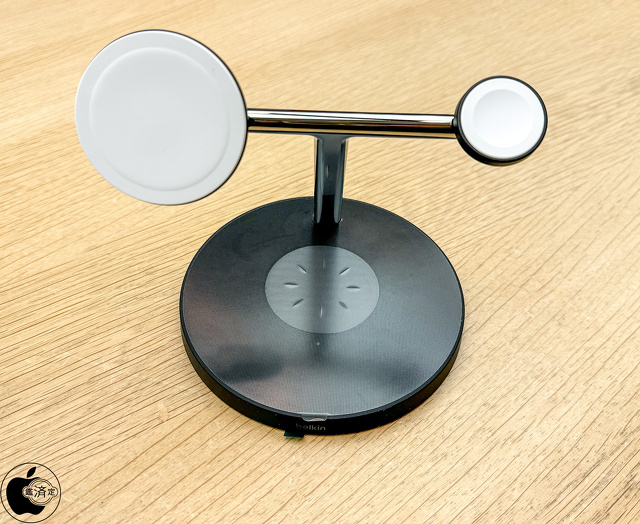 Belkin BoostCharge Pro 3-in-1 Magnetic Charging Stand