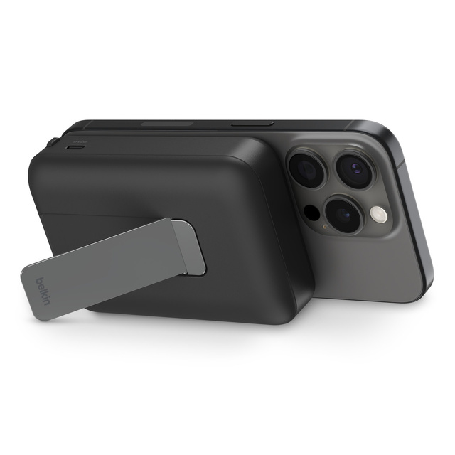 Belkin BoostCharge Pro Magnetic Charging Power Bank 10K + Cable