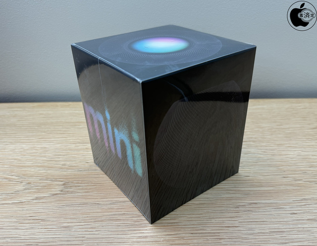 HomePod mini in midnight