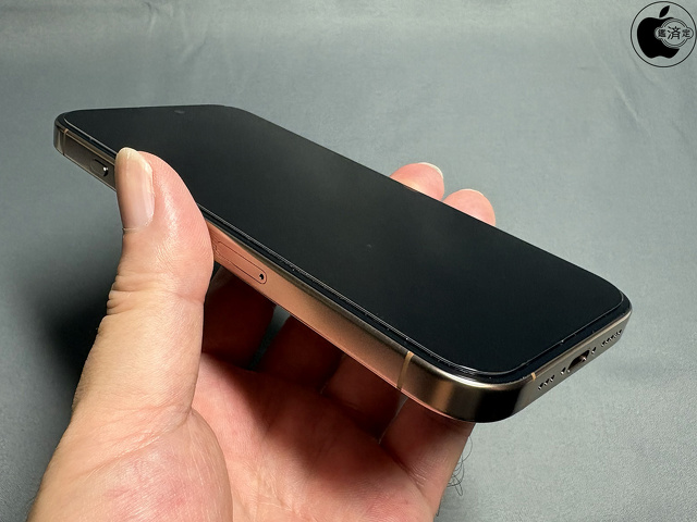 MOTH EYE Glass film for iPhone 16 Pro