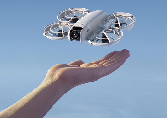 DJI Neo