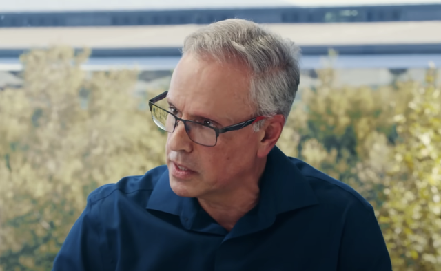 Appleのハードウェアテクノロジー担当シニアヴァイスプレジデントJohny Srouji氏