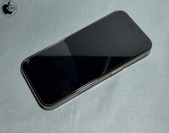 MOTH EYE Glass film for iPhone 16 Pro