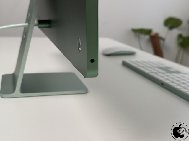 iMac (24-inch, 2024, Four ports):3.5mmヘッドフォンジャック