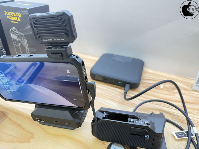 Khronos Focus PD Handle for iPhone