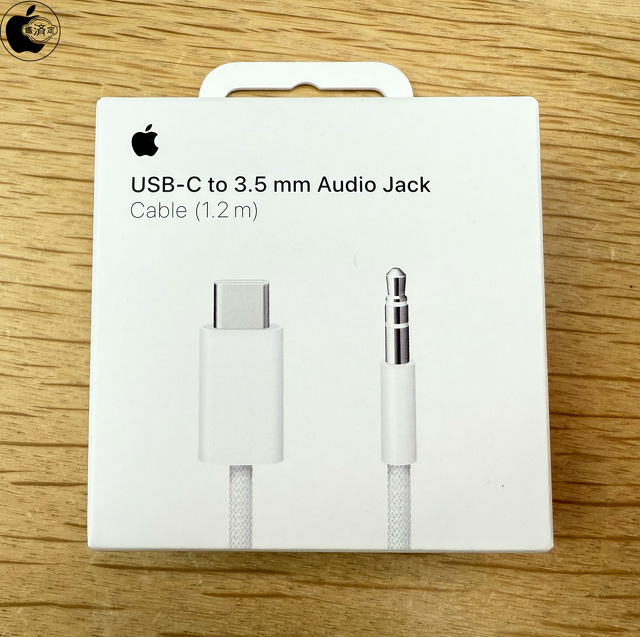 Apple USB-C - 3.5mmオーディオケーブル（Model A3299）