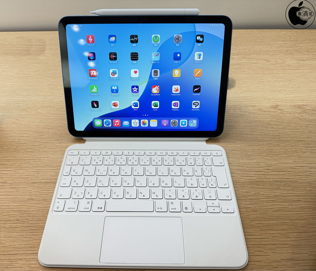 iPad（A16）用Magic Keyboard Folio