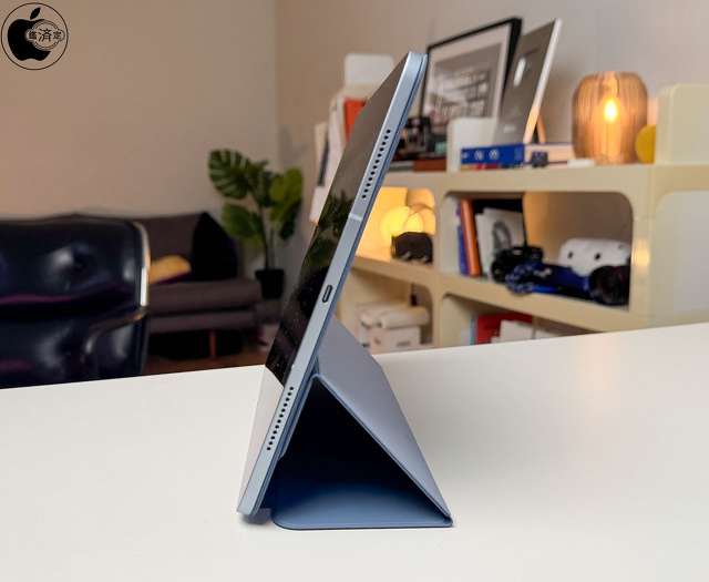 13インチiPad Air(M3)用Smart Folio - デニム