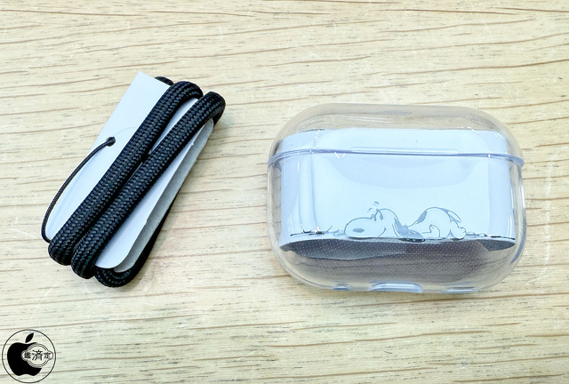 Tech21 EvoArt Snoopy Case for AirPods Pro 2 - チェリーブロッサム