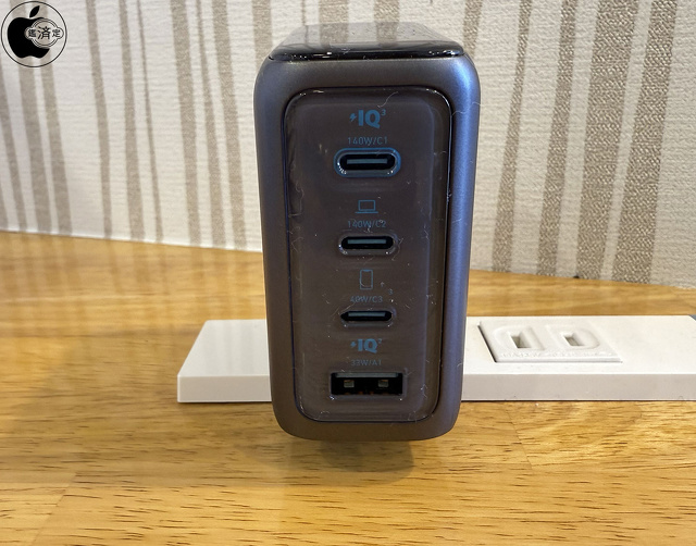 Anker Charger(140W, 4 Ports)with USB-C & USB-C ケーブル