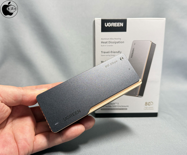UGREEN Thunderbolt 5 SSDケース D705 新品同様 Amazon、UGREENのThunderbolt 5接続M.2 SSDケース「UGREEN D705