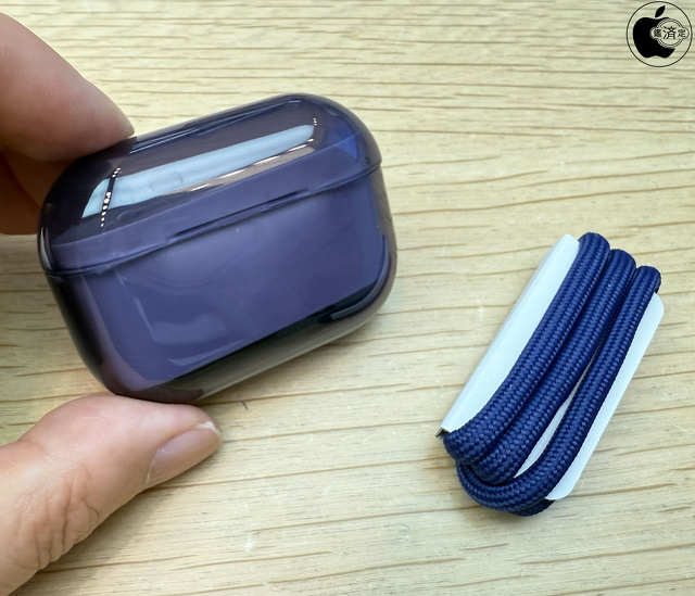 Tech21 Translucent AirPods Pro 2 Case