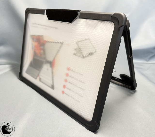 MacBook Pro（14-inch）用キックスタンド付き耐衝撃ケース