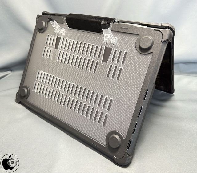 MacBook Pro（14-inch）用キックスタンド付き耐衝撃ケース