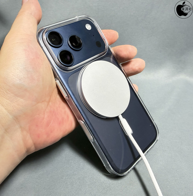 Air Jacket Mag for iPhone 17 Pro：Apple MagSafe充電器