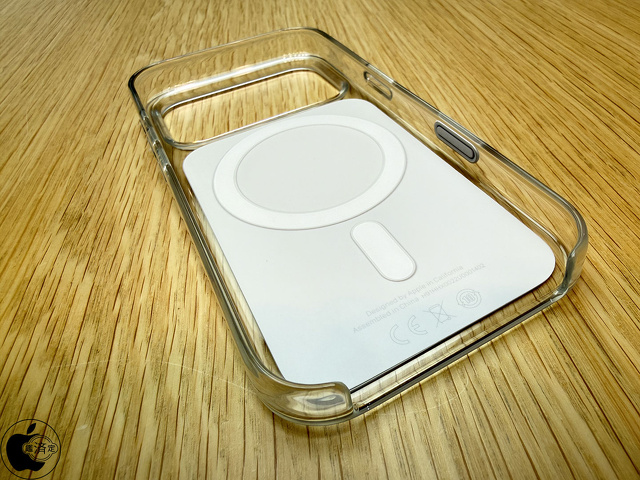 MagSafe対応iPhone 17 Proクリアケース