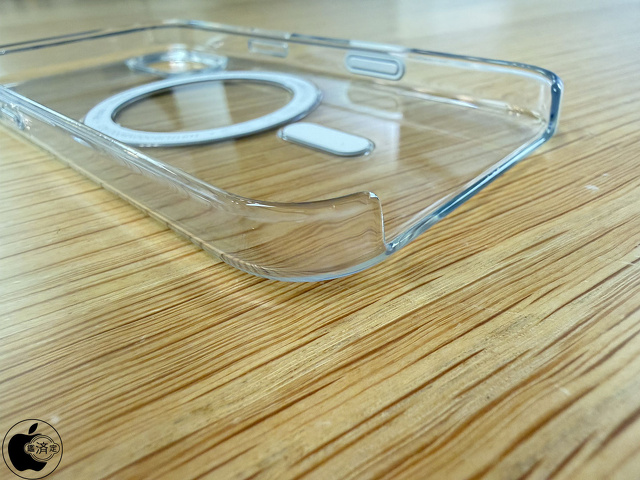 MagSafe対応iPhone 17クリアケース