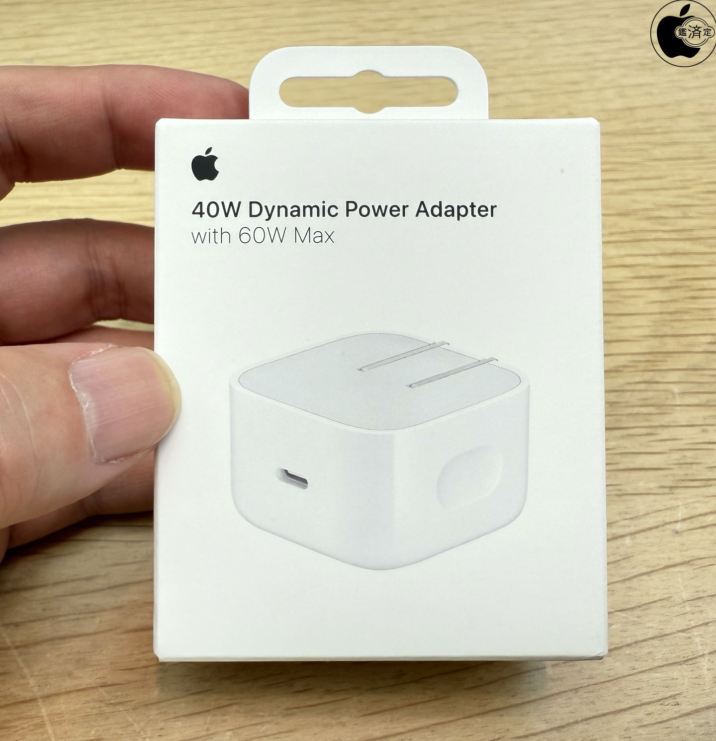 Apple - ゆうた Apple、USB PD 3.2規格準拠の最大60W出力USB電源アダプタ「40W