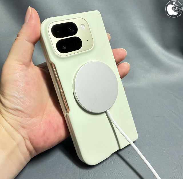 Google Pixel 10 Pro Fold：Apple MagSafe充電器