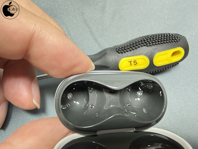 Google Pixel Buds 2aバッテリー交換