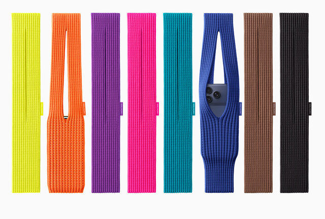 iPhone Pocket by ISSEY MIYAKE