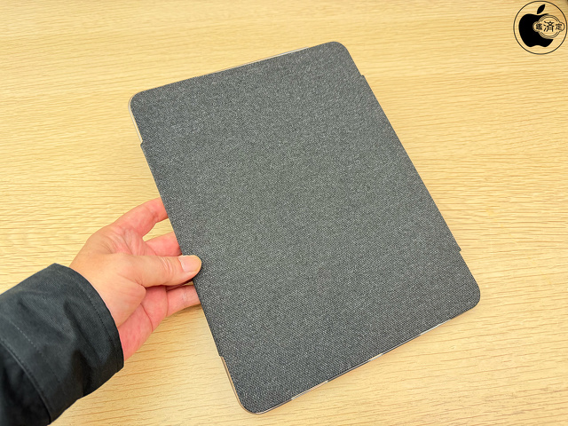 mophie Knit Air Folio Case for 13インチiPad Air