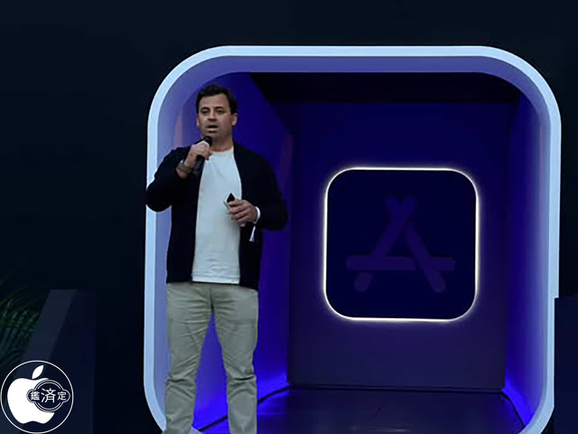 AppleのGlobal App Store担当責任者Carson Oliver氏