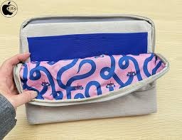 Apple Store、Bellroyの13インチ/14インチ用スリーブケースの巳年