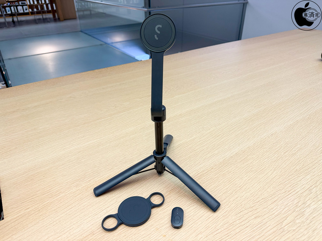 ShiftCam SnapStand Selfieマグネット式セルフィースティック＆三脚 SnapStand Selfie