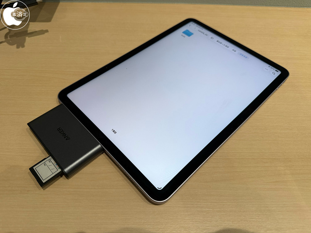 Anker Nano ドッキングステーション（13-in-1, 着脱式USB-C ハブ）