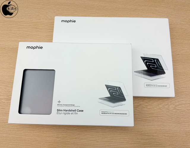 mophie Slim Hardshell Case for MacBook Pro