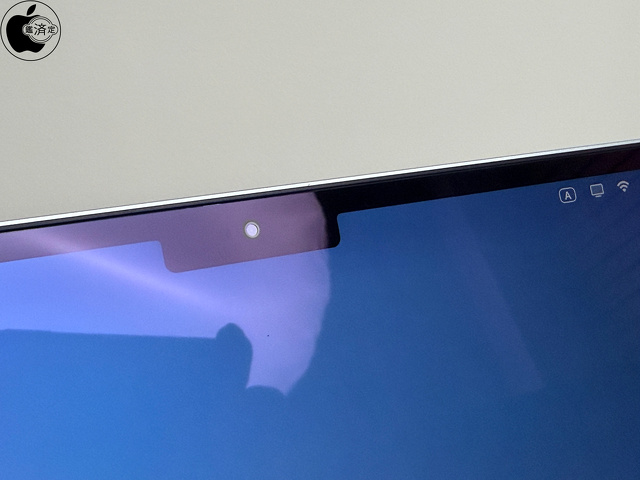 デスクビューに対応した12MPセンターフレームカ﻿メ﻿ラ