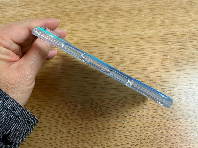 Tech21 FlexQuartz Case for iPhone Air（MagSafe対応）Ombre