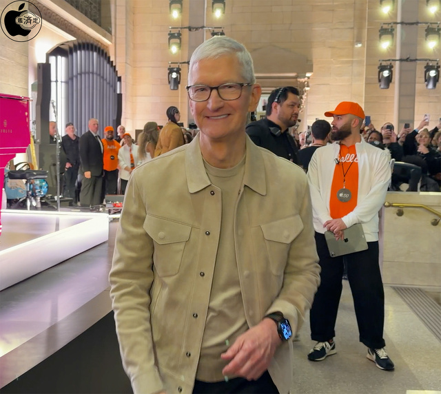 Tim Cook CEO