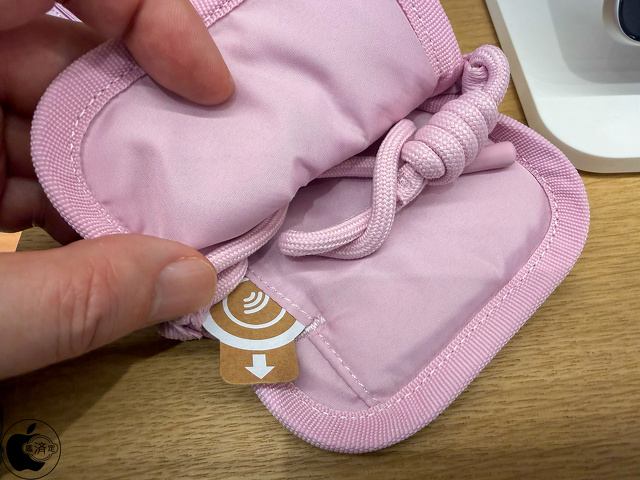 Herschel Cloudform iPhone Crossbody Tote